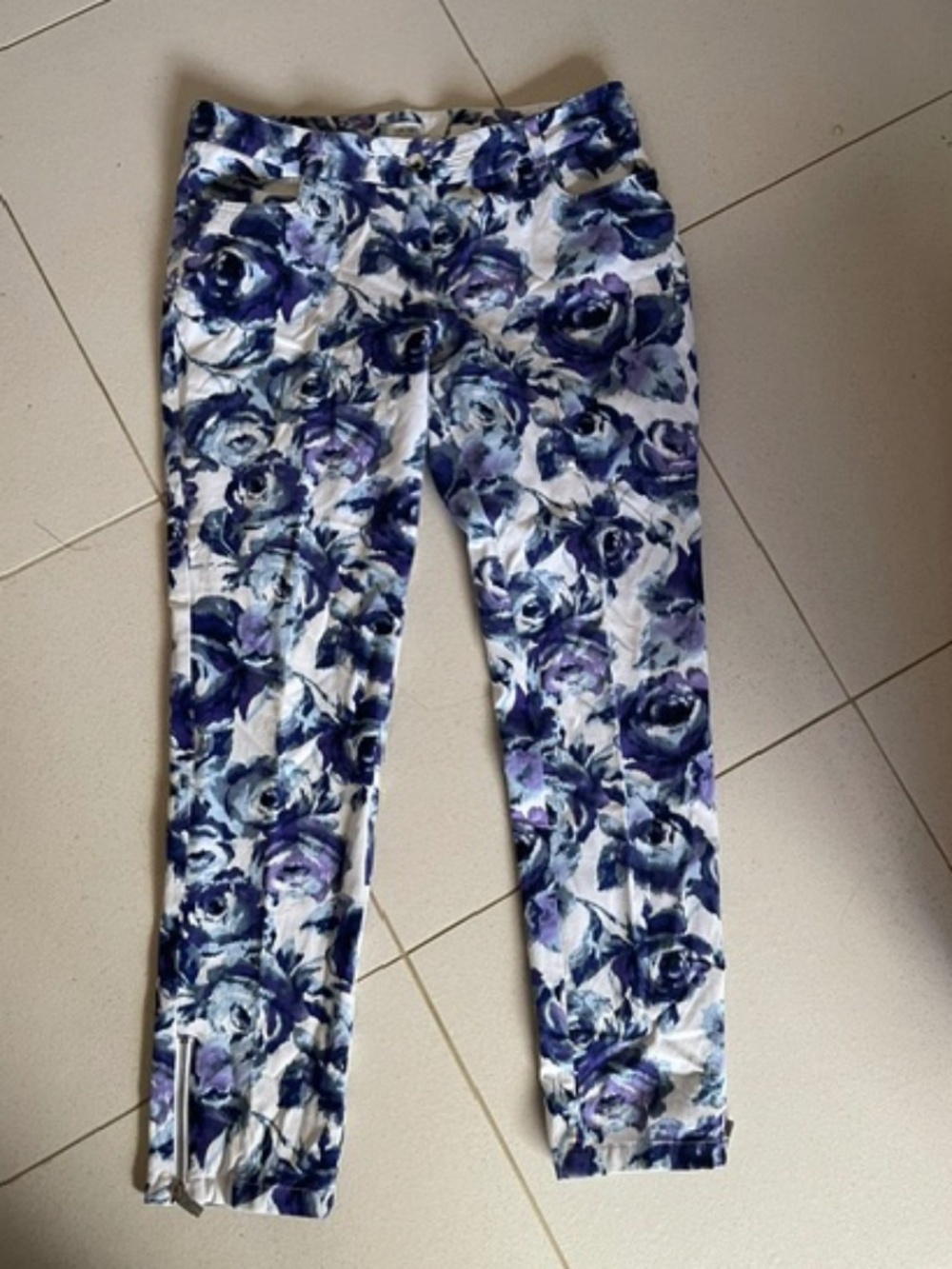 Cache Capri Pants 12 EUC